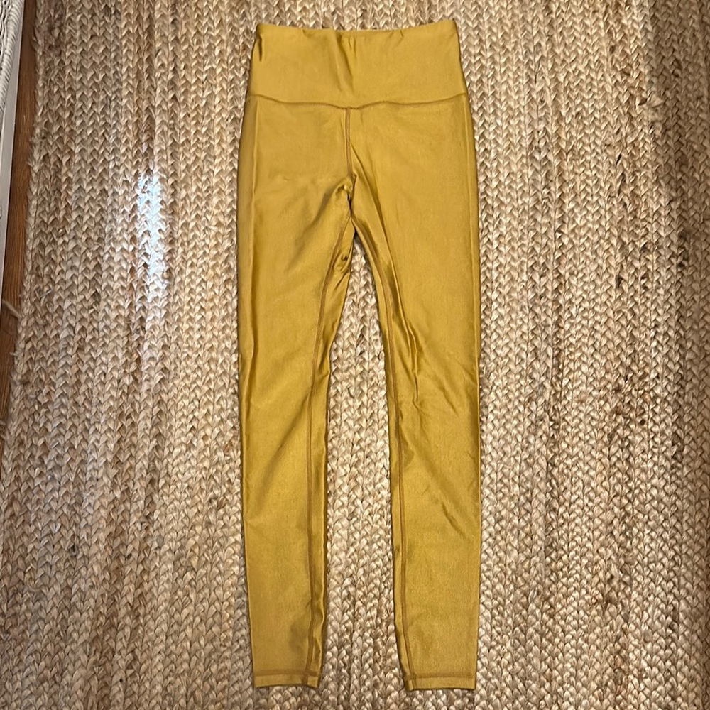 Women’s gold Leggings